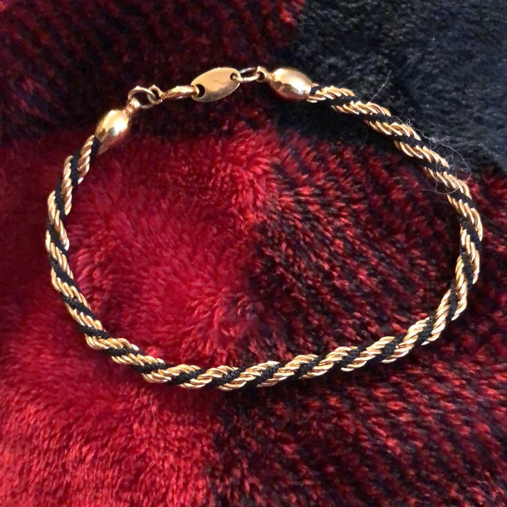 Vintage Signed Trifari Black/Gold-tone Twisted Rope Bracelet